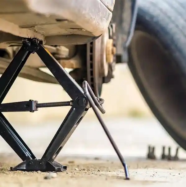 24/7 Emergency Roadside Services You Can Trust